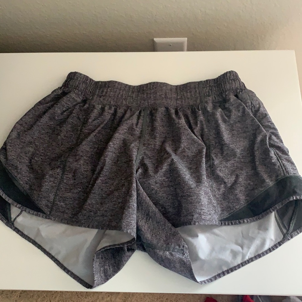 gray lululemon hotty hot 4 inch shorts